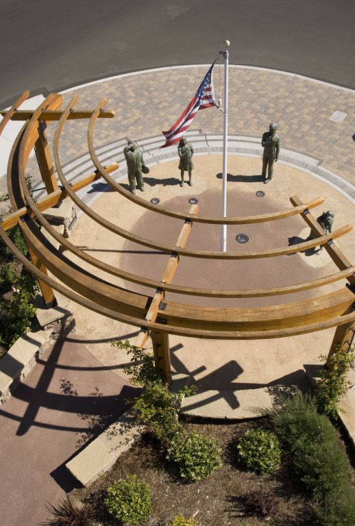 Avenue of the Flags, Buellton