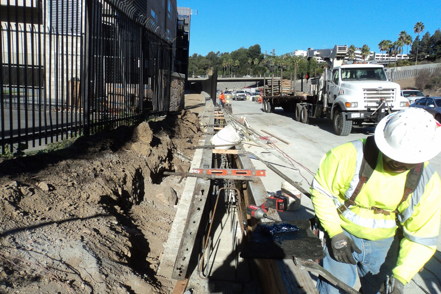 Universal Studios Boulevard Improvements at US 101